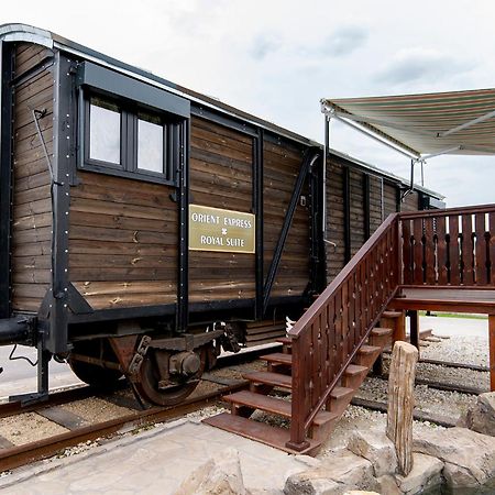 Camping Alliance Plovdiv Exteriör bild
