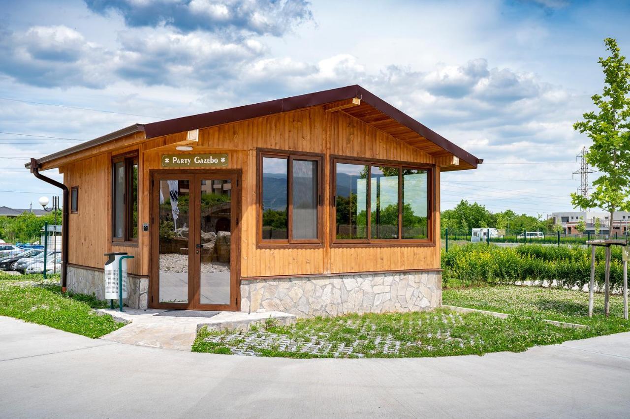 Camping Alliance Plovdiv Exteriör bild